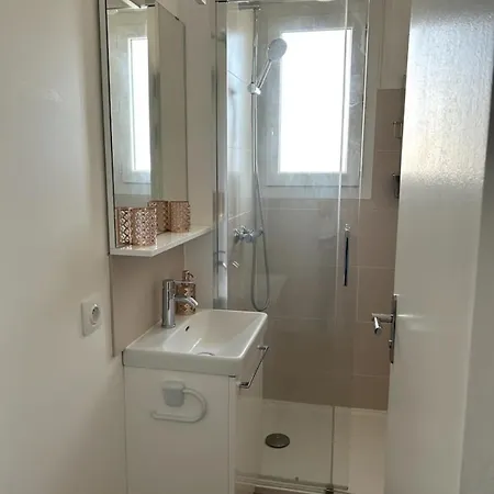 Maison Coeur De Village Avec Jacuzzi Ferienhaus