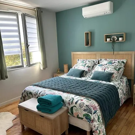 Maison Coeur De Village Avec Jacuzzi Ferienhaus *